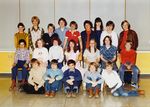 1D RMS Soest 78-79: Achteraan: Muyldermans Alain, Mevr. Merckaert-Moustie, Vandermeeren Kurt, De Jaegher Dirk, De Caluwé Jean-Pierre, De Bruyne Tony, Temmerman Françoise, Van Guyze Sylvia, Duwel Guido. Midden: Van Dender Frank, Wille Liliane, De Man Christine, Vandekerckhove Ann, De Swaef Hilde, Geerdens Monica, Cresens Mario. Vooraan: Schreurs Peter, Wauters Torsten, Hubrechtsen Geert, Vandenberghe Yves, Cleynhens Alex. Afwezig: Verbrugge Dirk